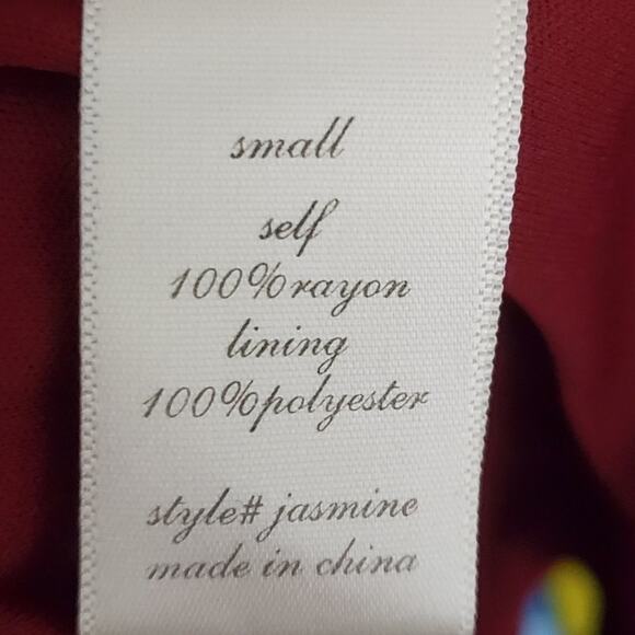 Crocheted lace cranberry ruffled‎ jasmine dress - Picture 8 of 8